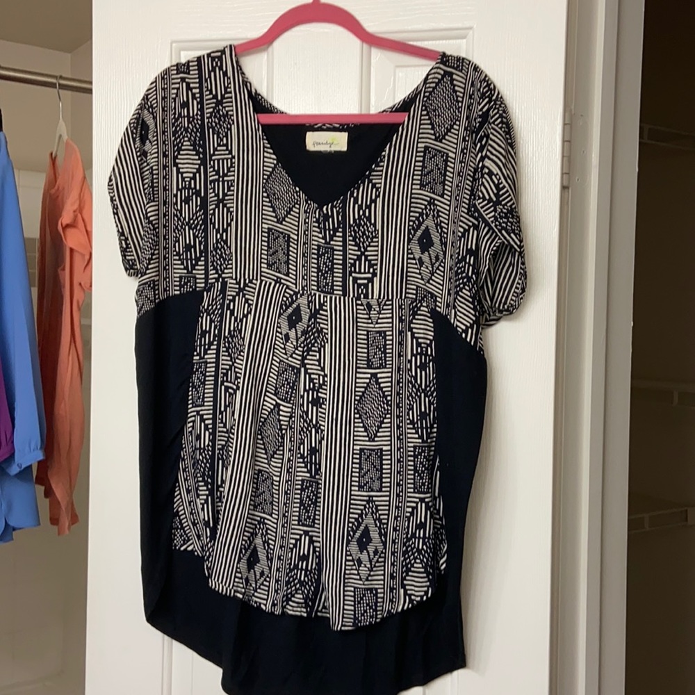 Anthropologie Top Geometric Print- L